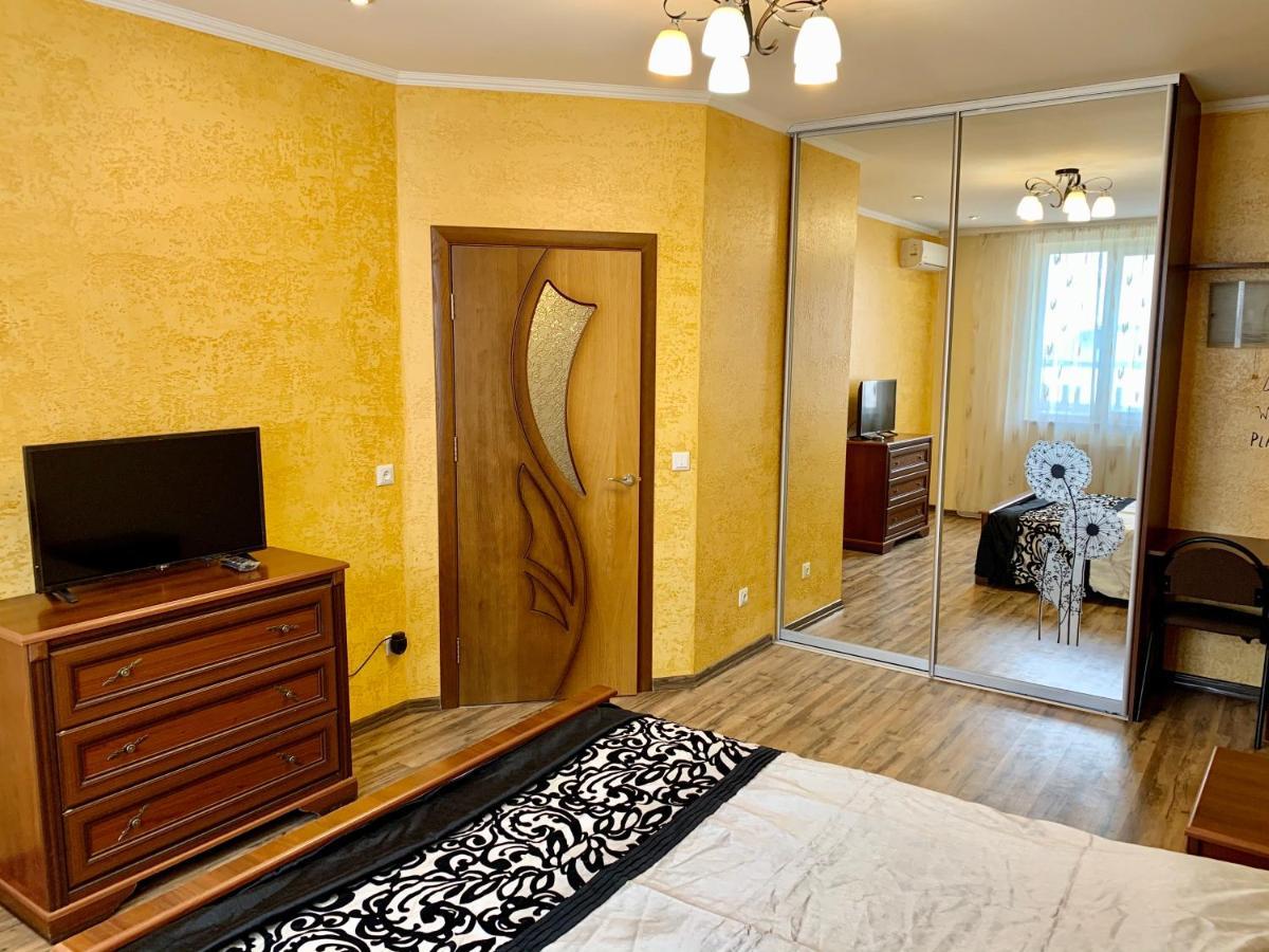 Apartment In Center İvano-Frankivsk Dış mekan fotoğraf